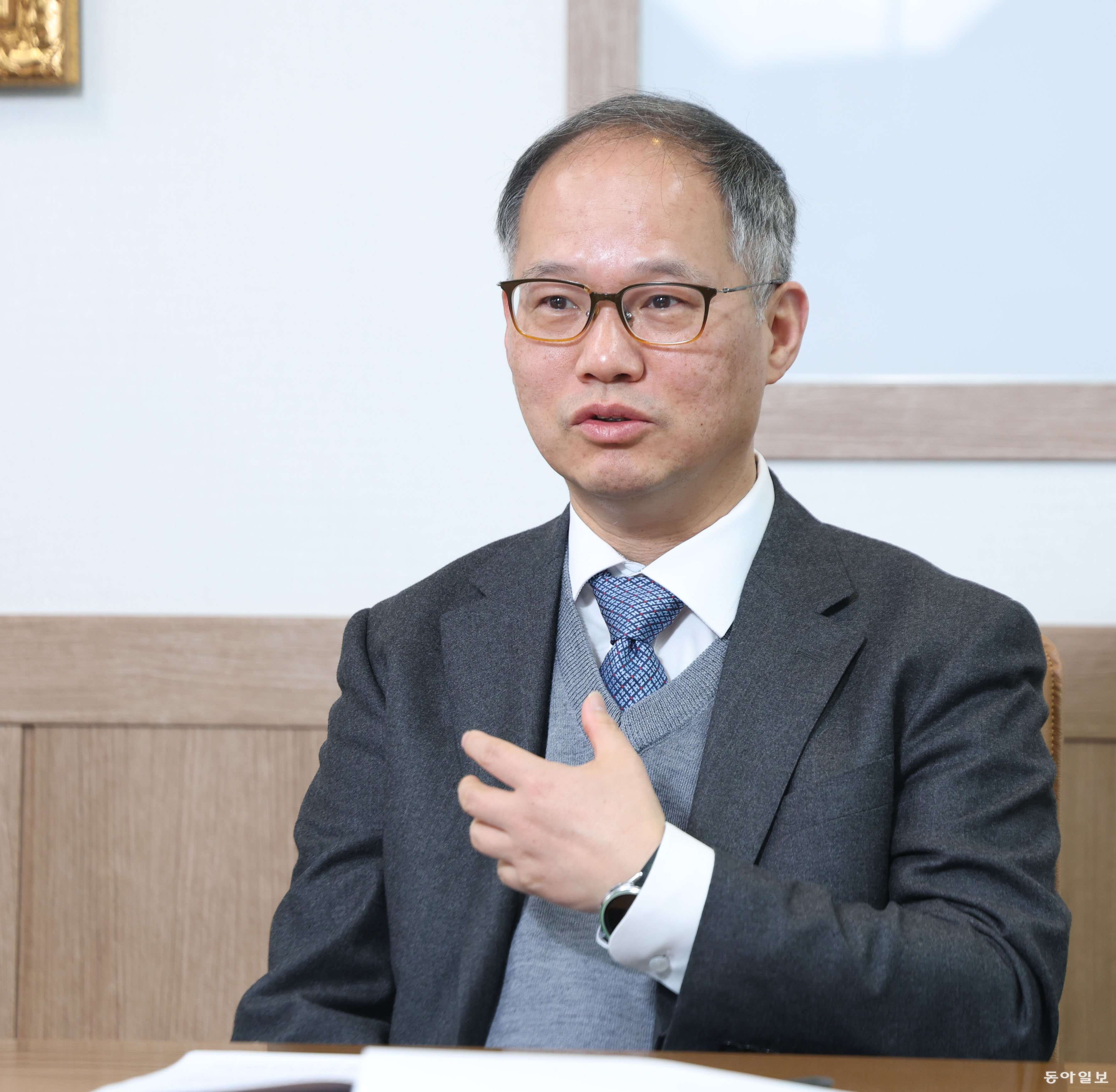 [동아일보] 로스쿨協 “사내 변호사 등 법률 전문가 필요한 곳 아직 많아”